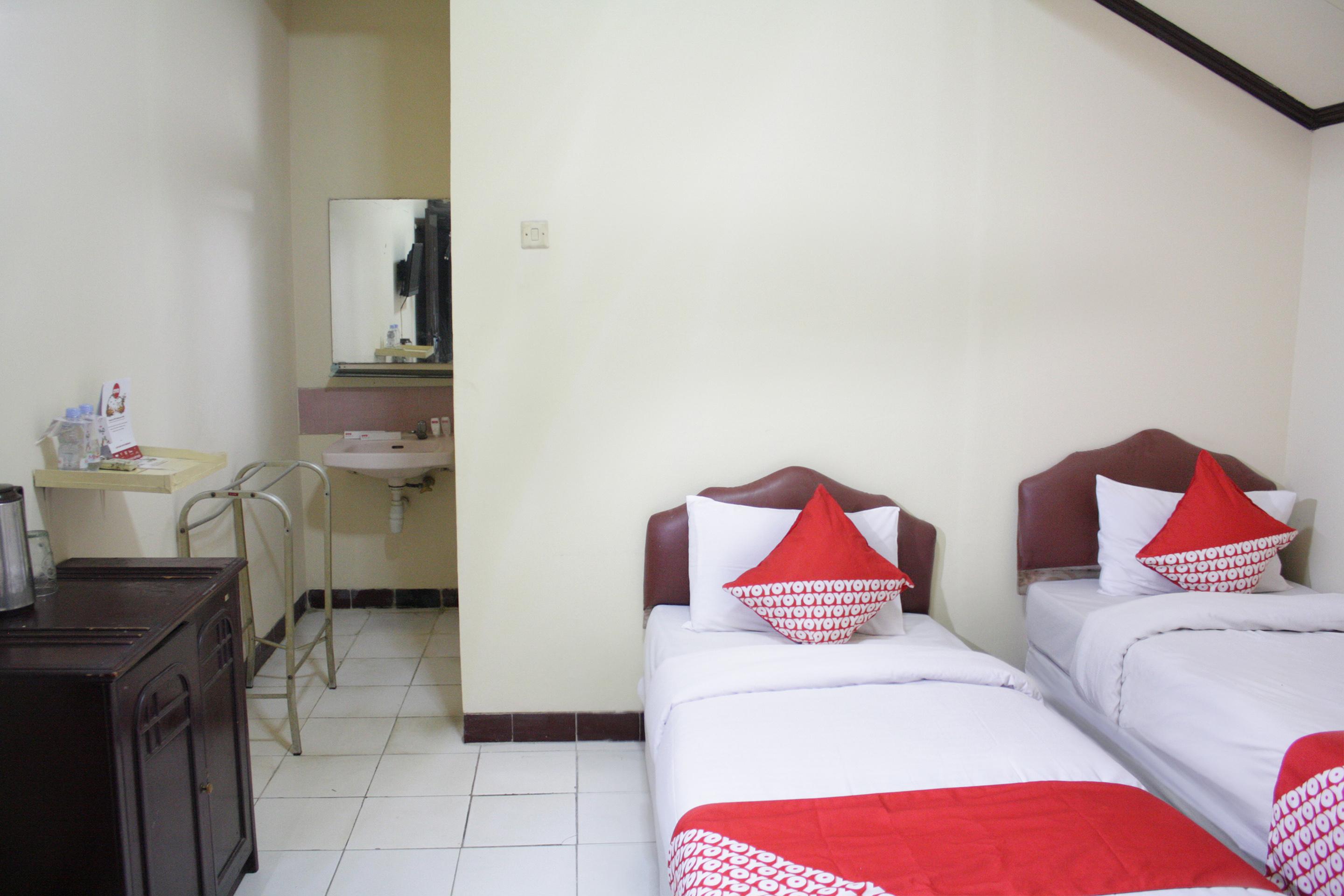 Vaccinated Staff - Oyo 181 Wisma Bintang Jacarta Exterior foto