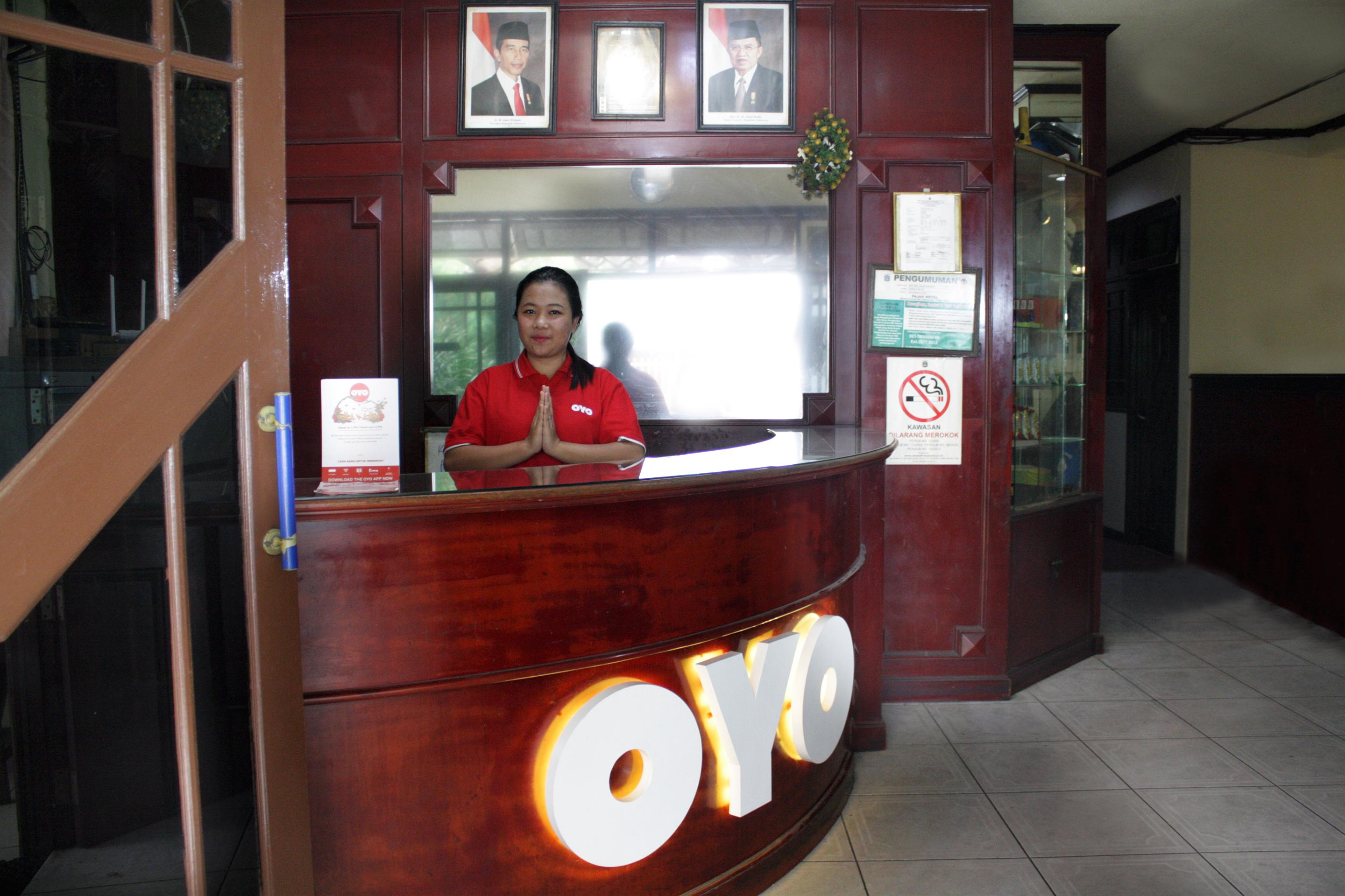 Vaccinated Staff - Oyo 181 Wisma Bintang Hotel Jacarta Exterior foto