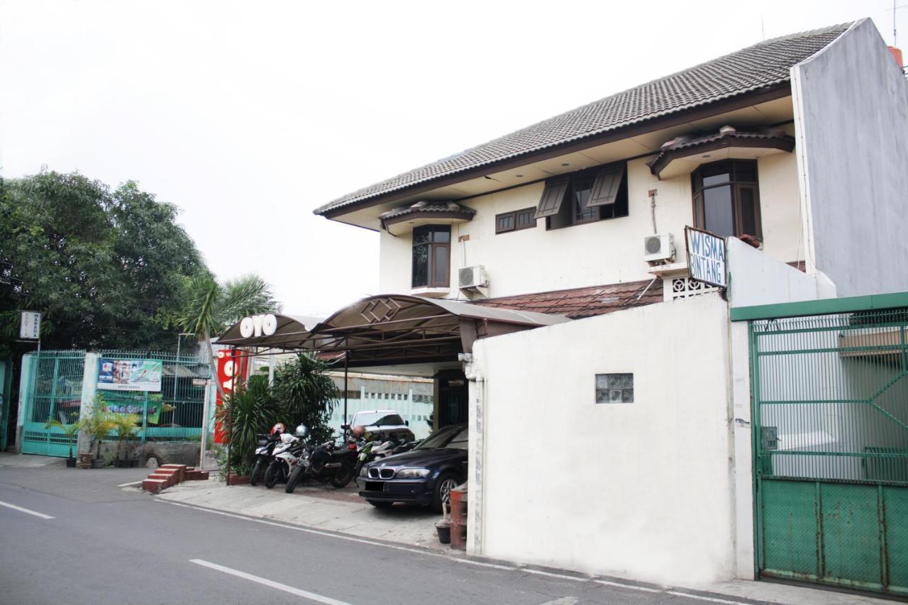 Vaccinated Staff - Oyo 181 Wisma Bintang Jacarta Exterior foto