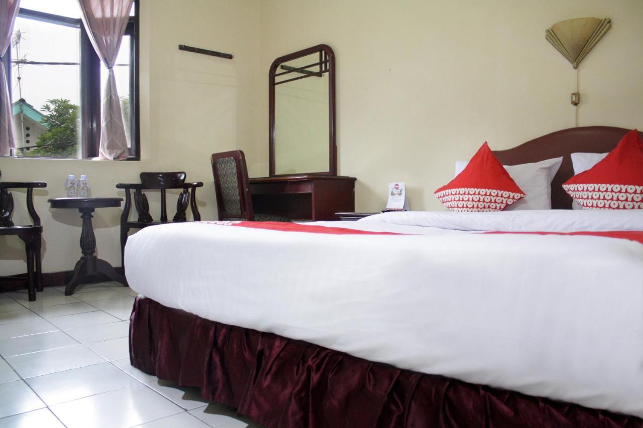 Vaccinated Staff - Oyo 181 Wisma Bintang Jacarta Exterior foto